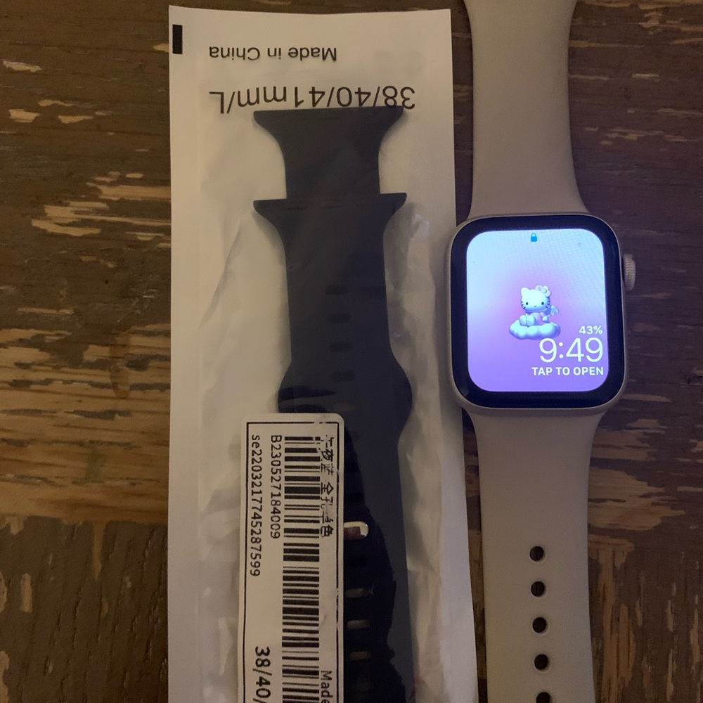 Apple Watch Series six - Picture 3 of 3